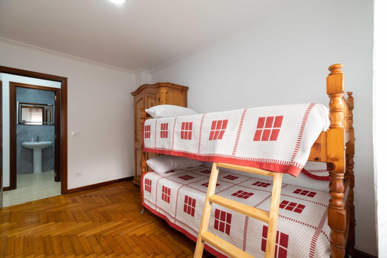 Apartamento Espacioso Cerca De La Playa Con Aire Acondicionado Lägenhet Moaña Exteriör bild