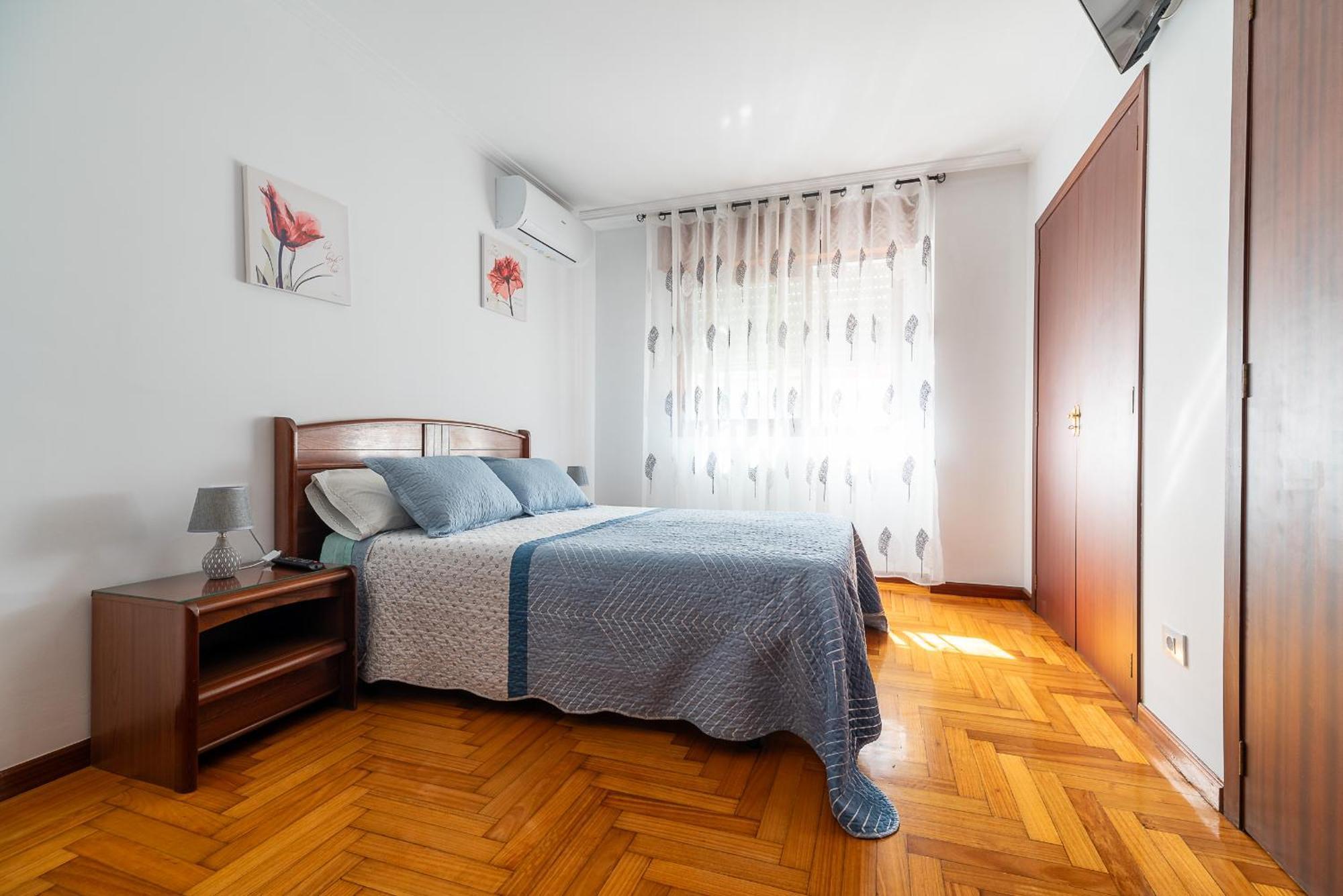 Apartamento Espacioso Cerca De La Playa Con Aire Acondicionado Lägenhet Moaña Exteriör bild
