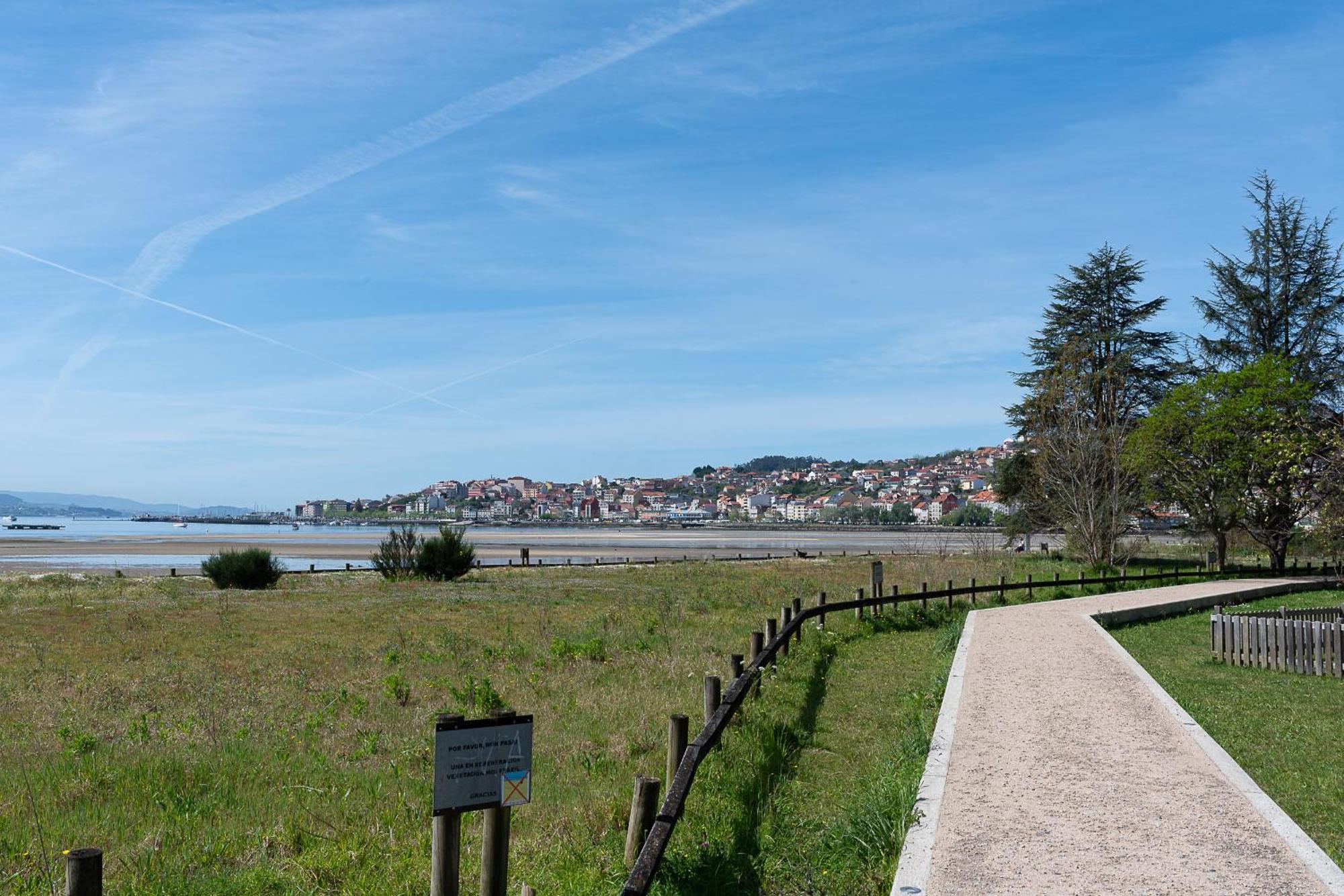 Apartamento Espacioso Cerca De La Playa Con Aire Acondicionado Lägenhet Moaña Exteriör bild